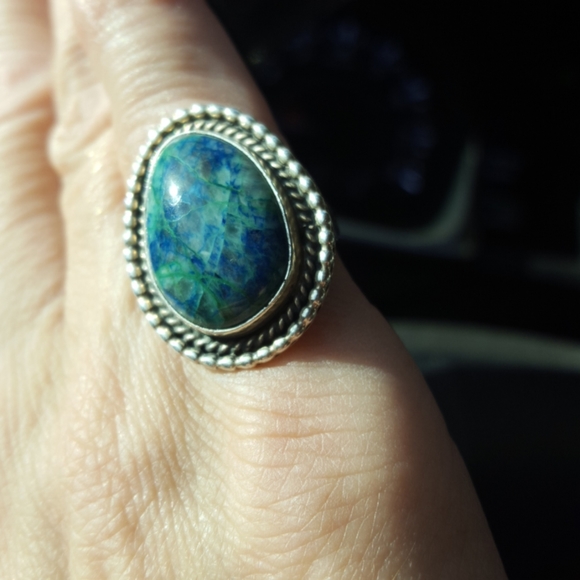 Sterling Silver Statement Ring - Picture 4 of 8